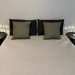 Seacity Vibes 度假居 *